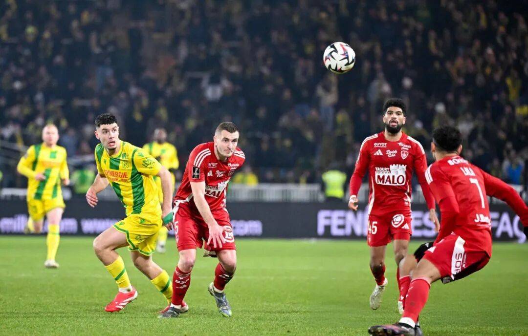 尼斯客场不敌摩纳哥，遭遇失利